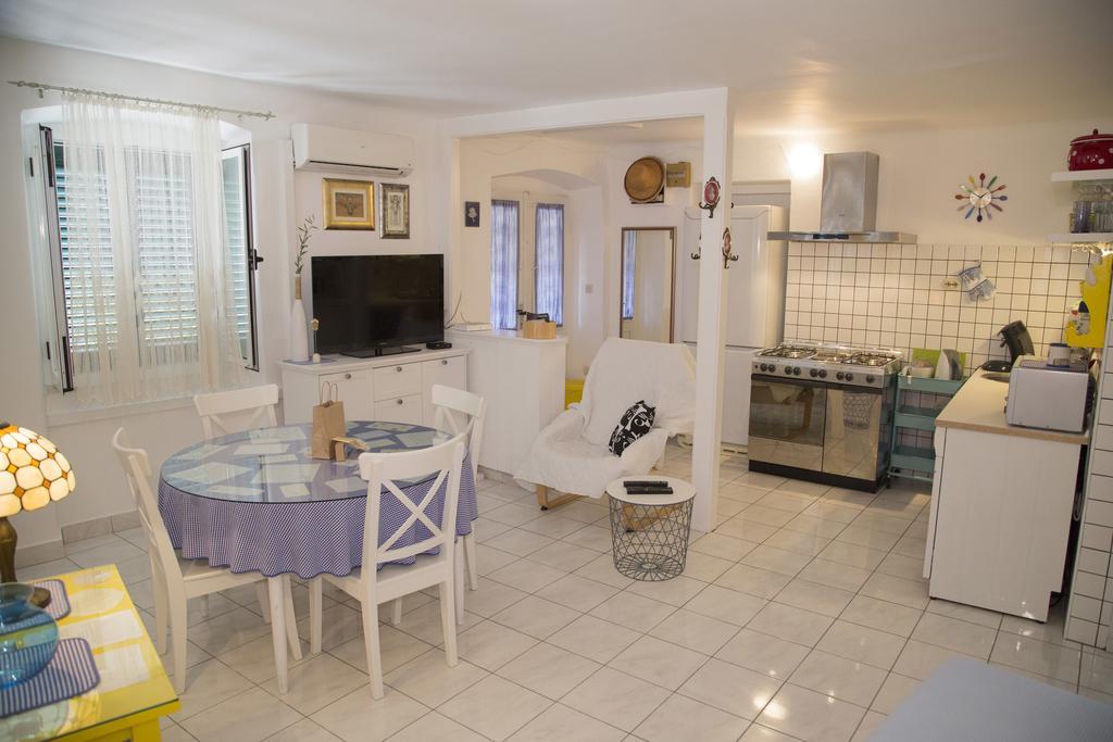Apartment Pina Сплит Екстериор снимка